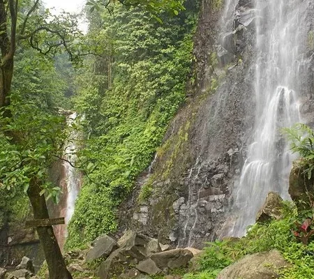 Curug 3 Helipad, Air Terjun Tersembunyi yang Cantik di Kaki Gunung Salak