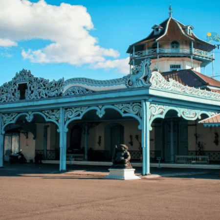 Keraton Solo: Wisata Budaya Terpopuler di Surakarta yang Wajib Dikunjungi