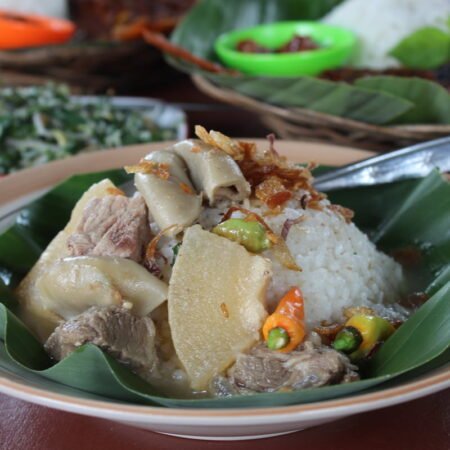 Kuliner Khas Demak: Nasi Kropohan, Hidangan Tradisional yang Sedang Viral