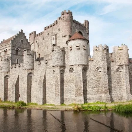 Mengenal Gravensteen Ghent, Kastel Tua Peninggalan Abad Pertengahan