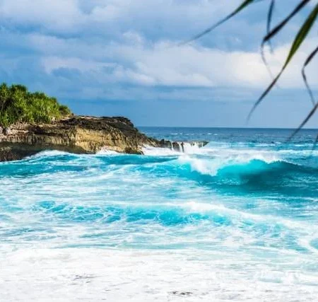 Pulau Diyonumo, Surga Tersembunyi di Gorontalo dengan Pemandangan Bak New Zealand