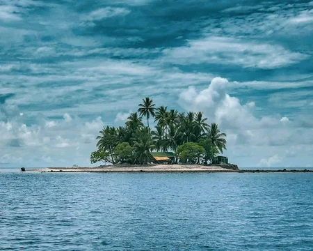 Pulau Nusa Pombo, Surga Kecil di Maluku yang Masih Alami