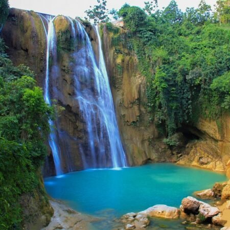 Air Terjun Nglirip: Spot Healing di Tuban yang Wajib Dikunjungi