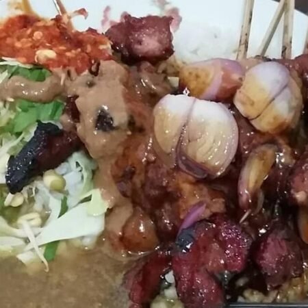 Nasi Becek: Kuliner Legendaris Khas Nganjuk yang Kuahnya Bikin Nagih
