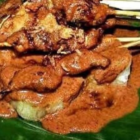Mampir ke Sabang? Jangan Lewatkan Sate Gurita Legendaris Ini