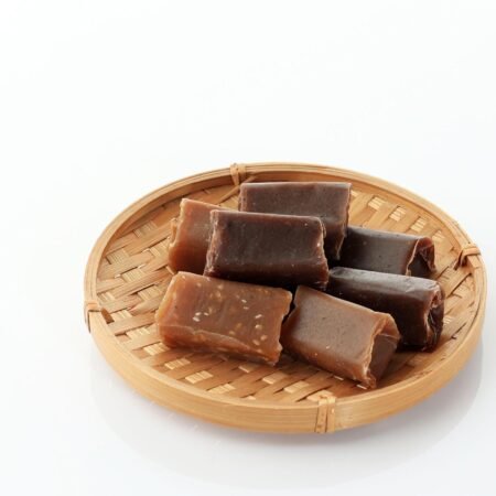 Dodol Garut: Oleh-Oleh Legendaris yang Nggak Pernah Kehilangan Penggemar