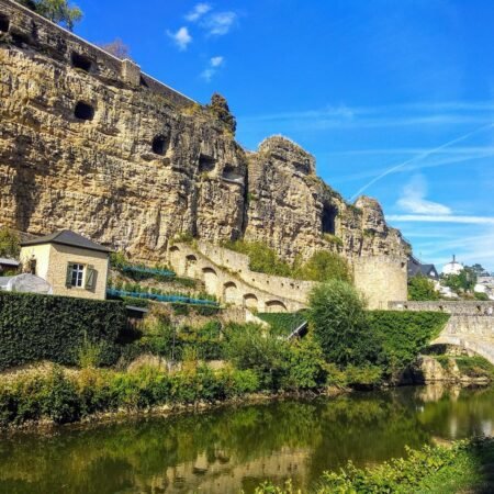 Holy Ghost Citadel: Benteng Ikonik di Jantung Kota Luxembourg