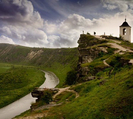 Orheiul Vechi, Spot Keren di Moldova yang Bikin Serasa Balik ke Masa Lalu