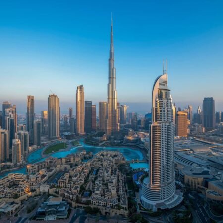 Burj Khalifa: Menara Tertinggi Dunia dengan Pemandangan Terindah di Dubai
