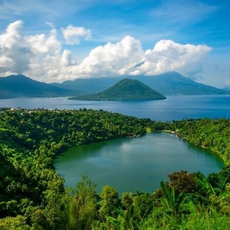 Danau Laguna, Hidden Gem di Ternate dengan Pemandangan Juara