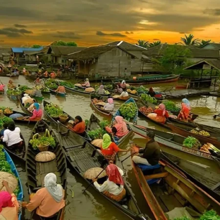 Pasar Terapung Lok Baintan & Muara Kuin: Belanja Unik di Atas Perahu