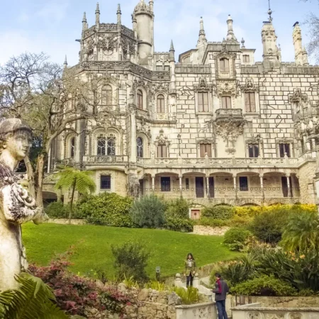 Pesona Sintra dan Pena Palace, Destinasi Wisata Bersejarah di Portugal
