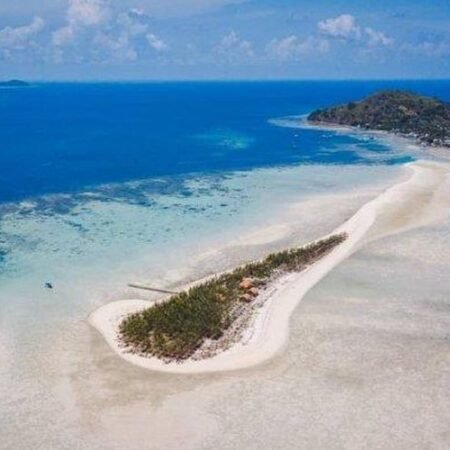 Pulau Bawean: Surga Tersembunyi di Utara Gresik yang Wajib Masuk Wishlist