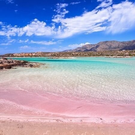 Pulau Kreta, Surga Yunani dengan Pantai Pink dan Jejak Peradaban Kuno