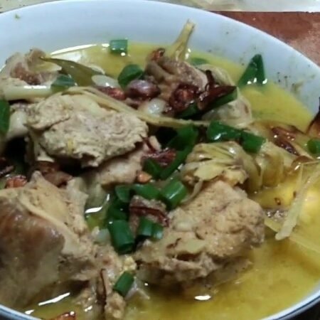 Ayam Nasu Walio, Sajian Kerajaan Buton yang Kaya Rempah dan Tradisi