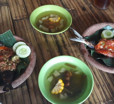 Pecak Haseum: Sajian Tradisional Khas Banten yang Tetap Digemari Hingga Kini