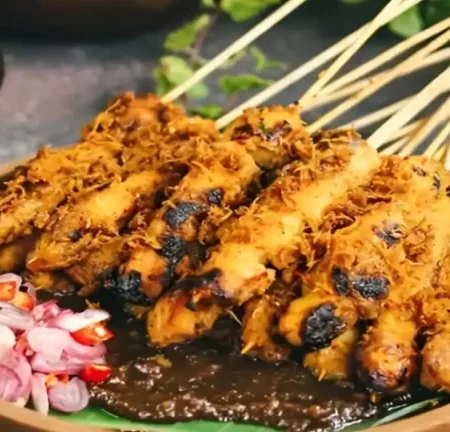 Sate Klopo Surabaya, Kuliner Legendaris dengan Rasa Gurih yang Bikin Nagih