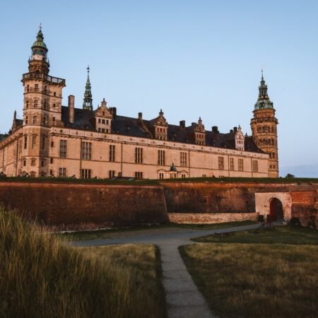 Kronborg Castle, Kastil Tua di Denmark yang Punya Pemandangan Super Cantik