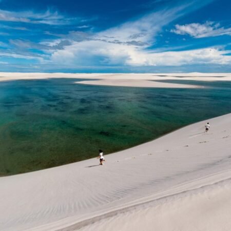 Lencois Maranhenses, Gurun Unik di Brasil yang Punya Kolam Air Biru