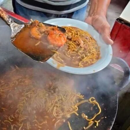 Mie Arang Langsa, Kuliner Unik dengan Rasa Rempah Kuat