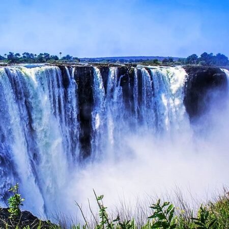 Mosi-oa-Tunya, Air Terjun Ikonik yang Membelah Zimbabwe dan Zambia