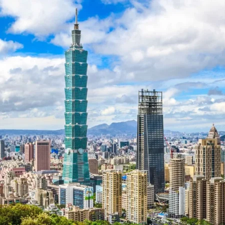 Taipei 101, Menara Ikonik dengan Panorama Kota yang Memukau