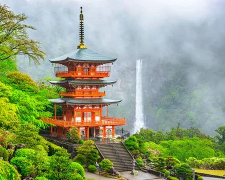 Air Terjun Nachi Jepang, Wisata Alam Cantik Setinggi 133 Meter
