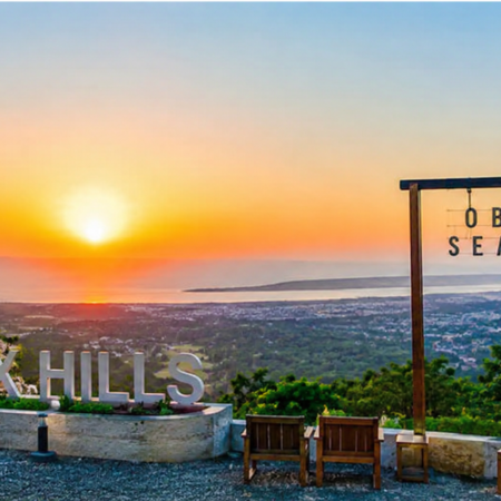 Obelix Hills dan Obelix Sea View, Spot Sunset Terbaik di Yogyakarta